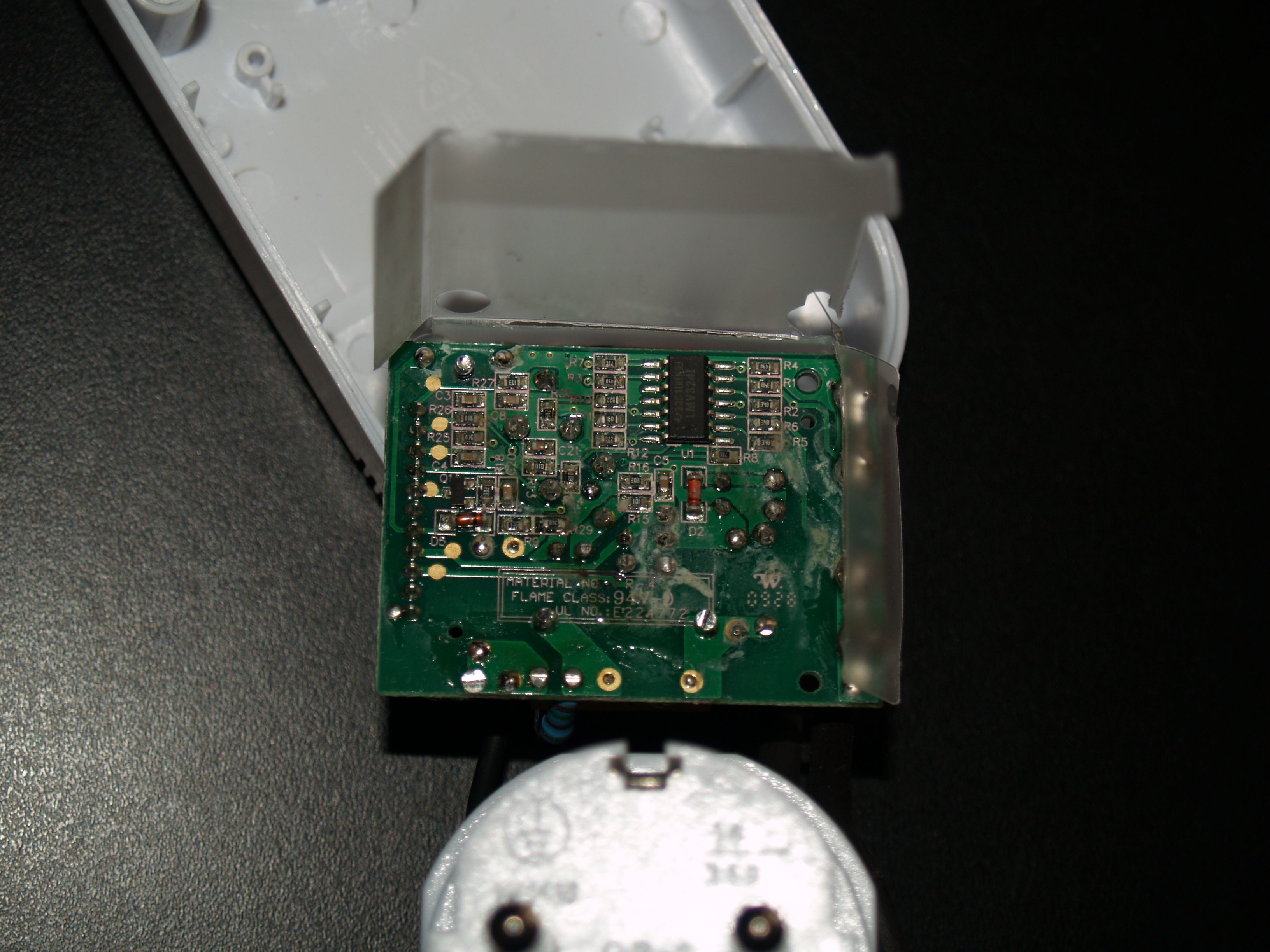 hardware:channels:meters:power:emt7110x-untere-platine-rueckseite.jpg